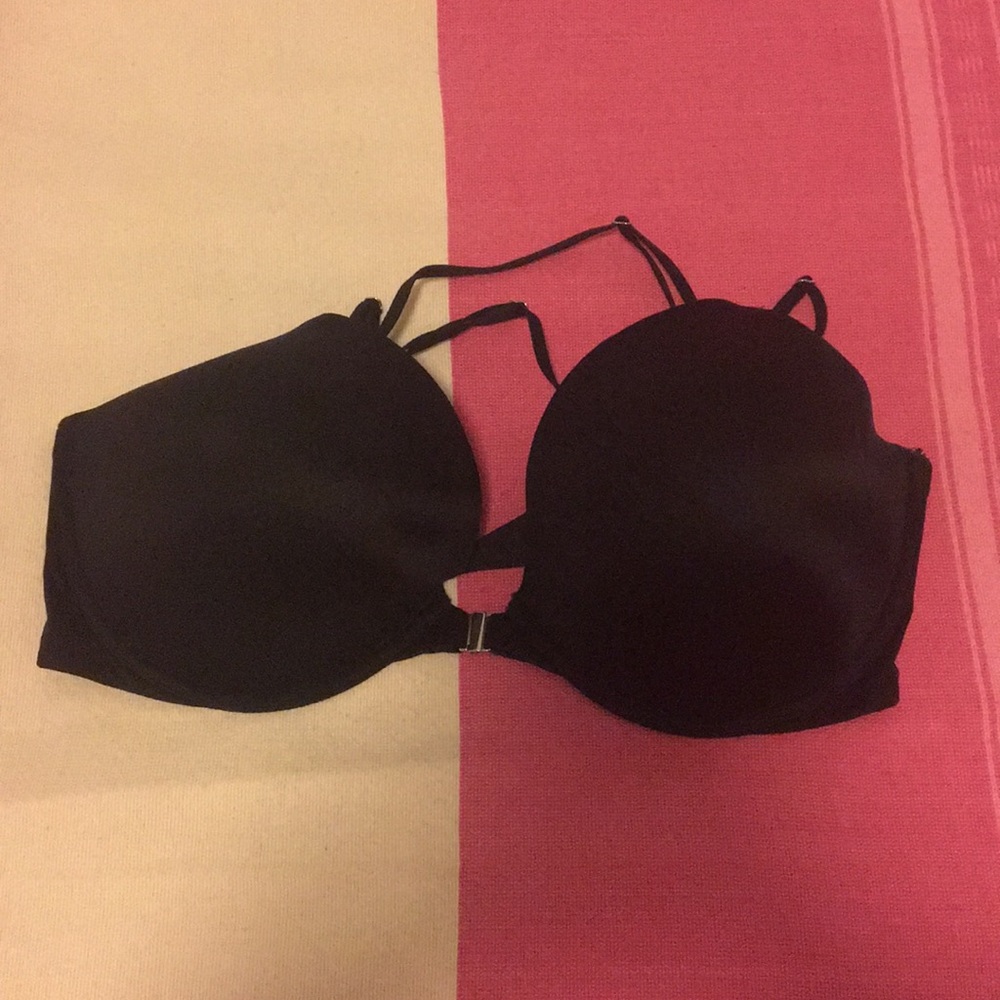 Victoria’s Secret very sexy pushup front clasp bra